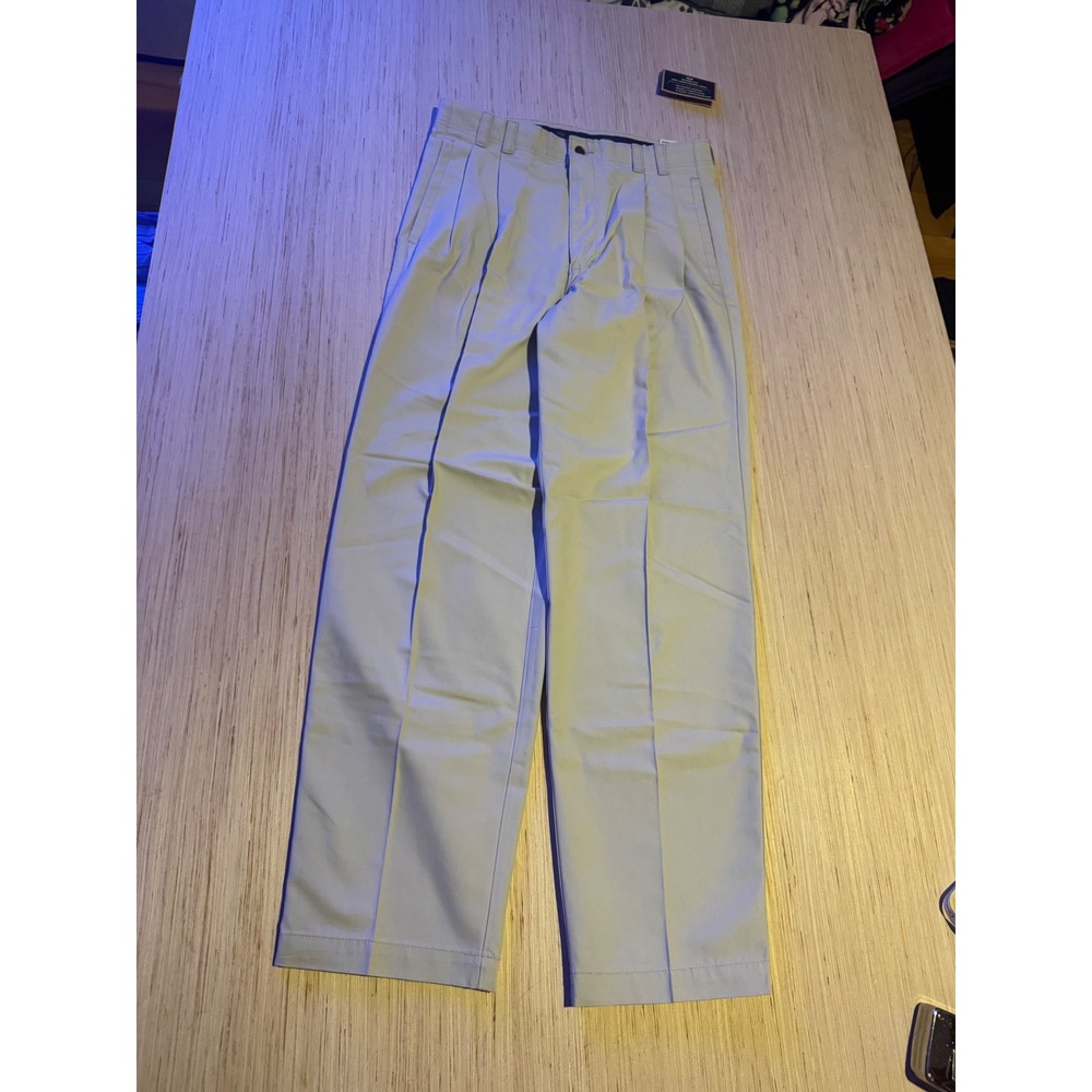 Dockers Vintage Pleated Chinos Mens 32x32 Khaki Wrinkle Free Cotton Pants NEW 44